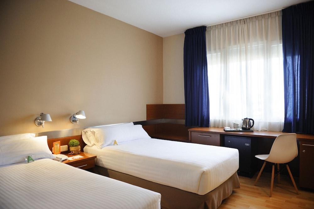 Tres Torres Atiram Hotel Barcelona Eksteriør bilde