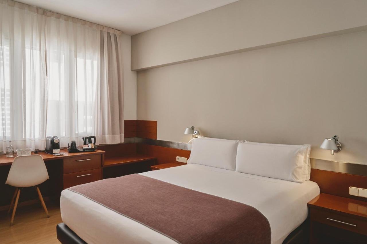 Tres Torres Atiram Hotel Barcelona Eksteriør bilde