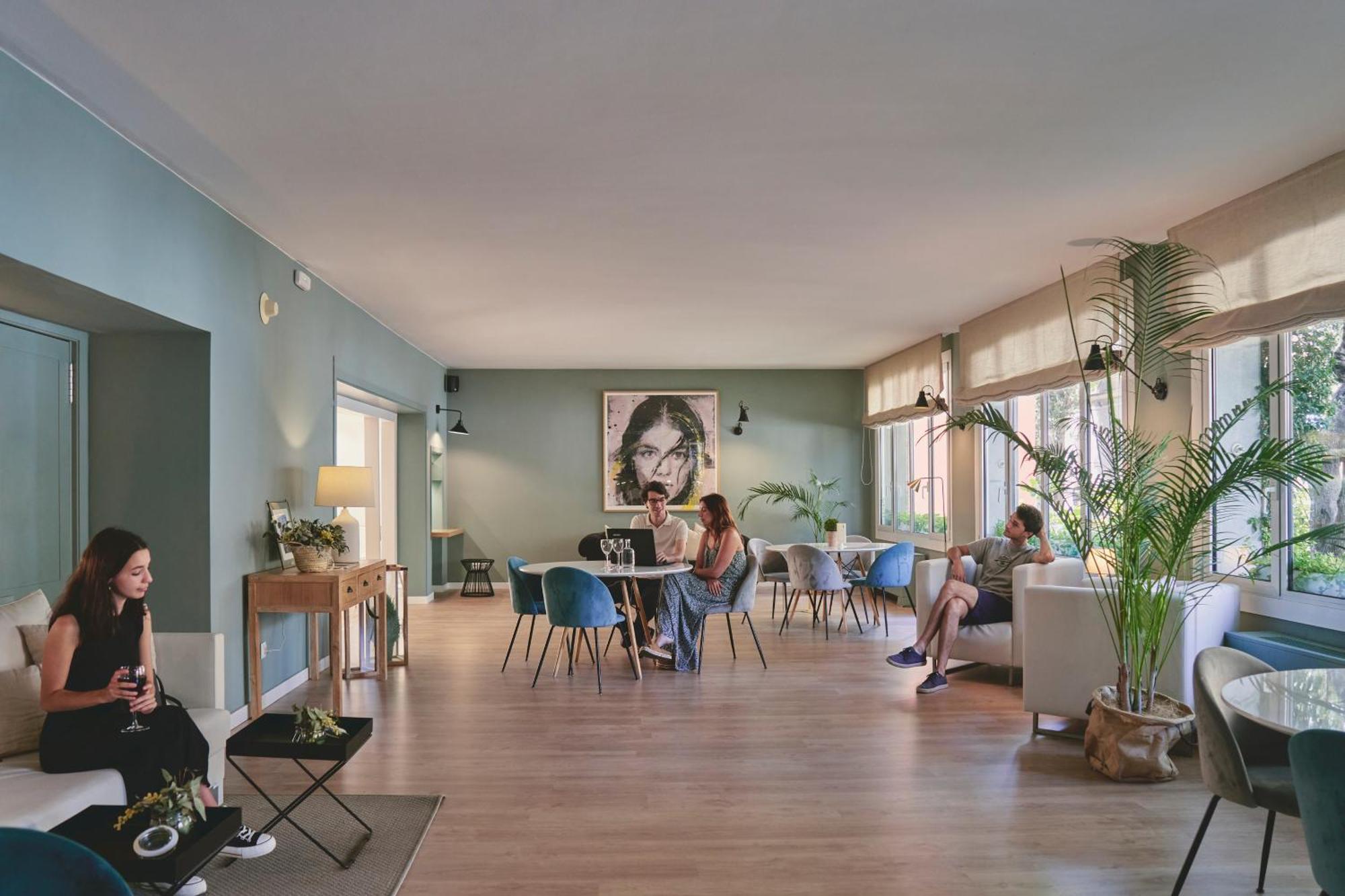 Tres Torres Atiram Hotel Barcelona Eksteriør bilde