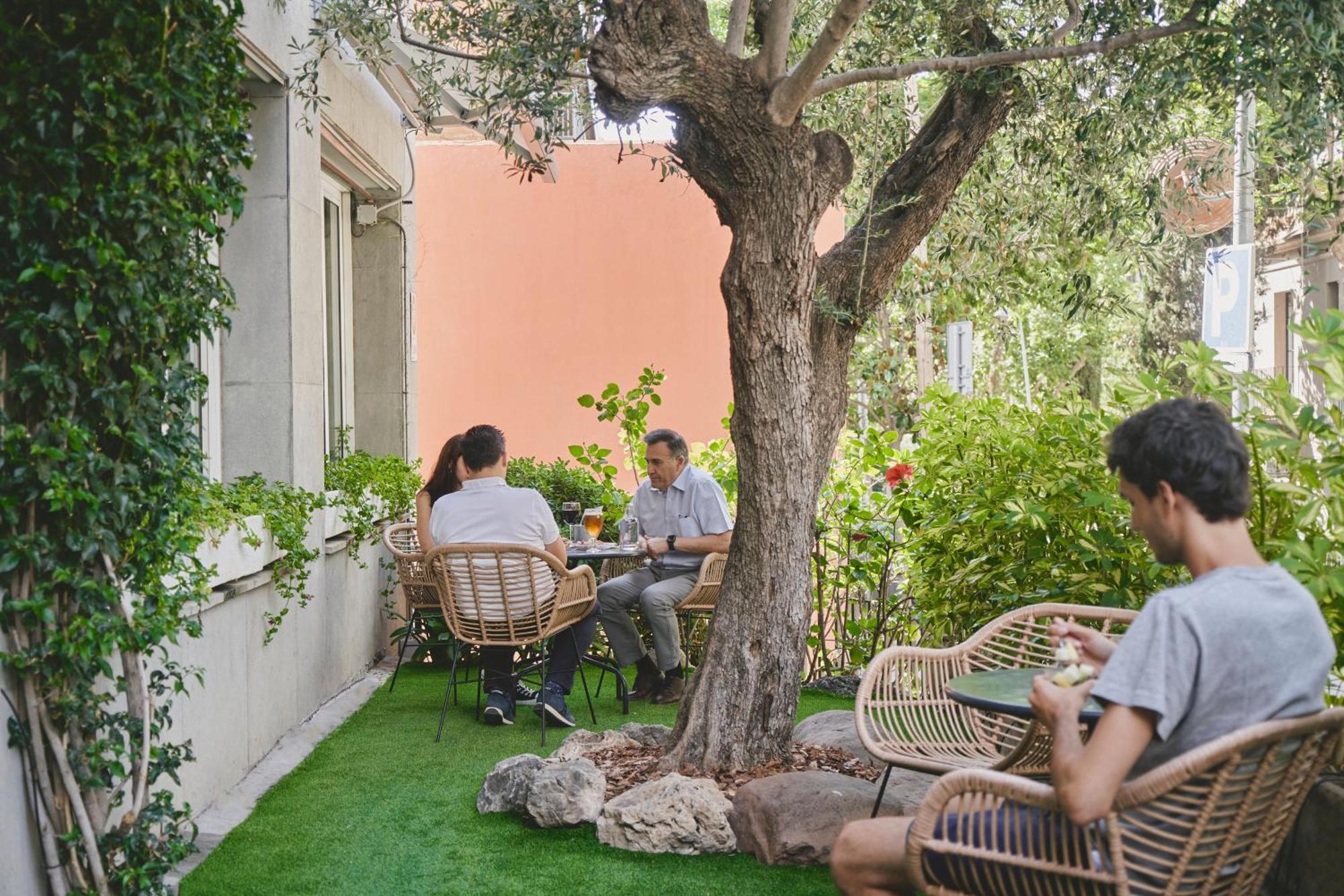 Tres Torres Atiram Hotel Barcelona Eksteriør bilde