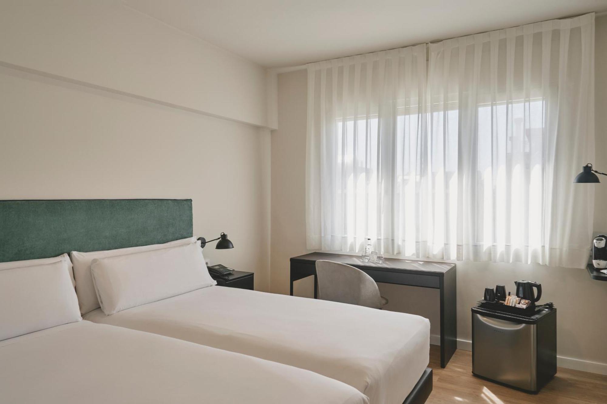 Tres Torres Atiram Hotel Barcelona Eksteriør bilde